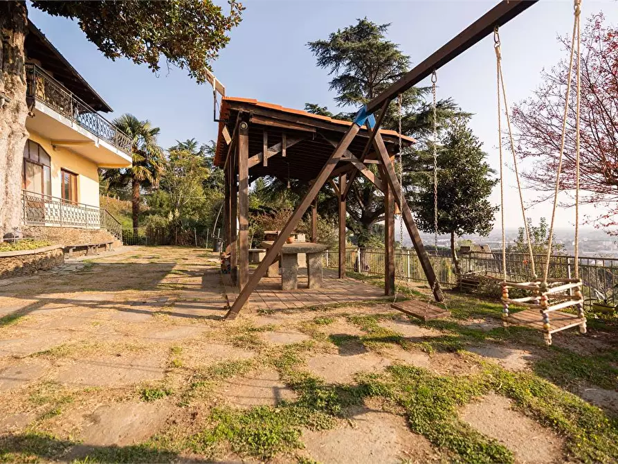 Immagine 13 di Villa in vendita  in via Davico 75 a Pinerolo