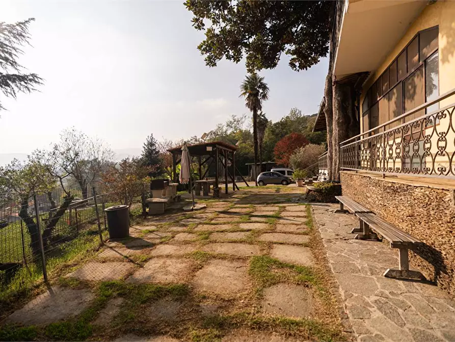 Immagine 12 di Villa in vendita  in via Davico 75 a Pinerolo