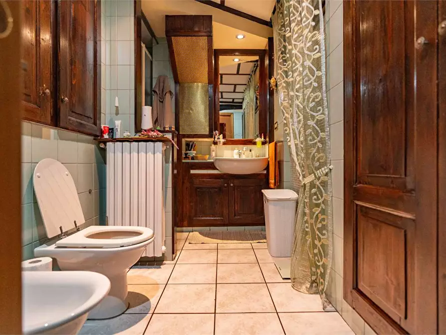 Immagine 62 di Villa in vendita  in via Davico 75 a Pinerolo