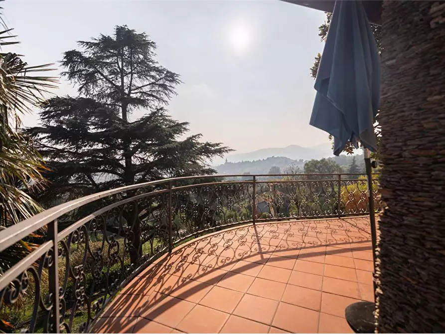 Immagine 58 di Villa in vendita  in via Davico 75 a Pinerolo