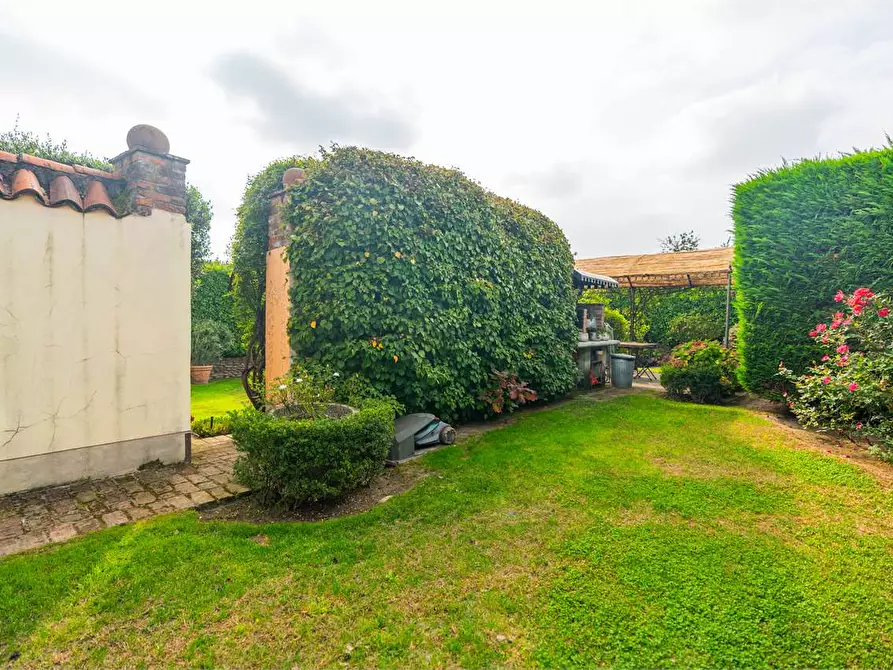 Immagine 60 di Porzione di villa in vendita  in stradale Baudenasca 60 a Pinerolo