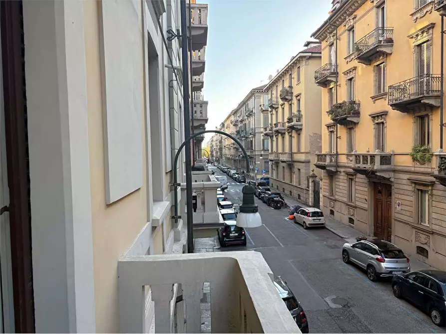 Immagine 4 di Appartamento in vendita  in via Beaumont 19 a Torino