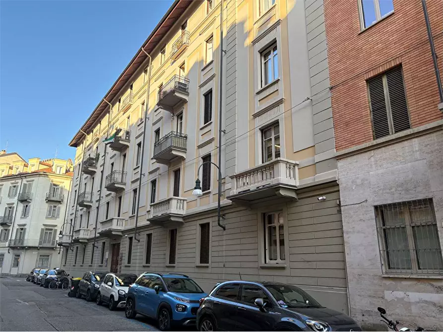 Immagine 2 di Appartamento in vendita  in via Beaumont 19 a Torino