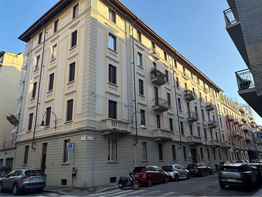 Immagine 5 di Appartamento in vendita  in via Beaumont 19 a Torino