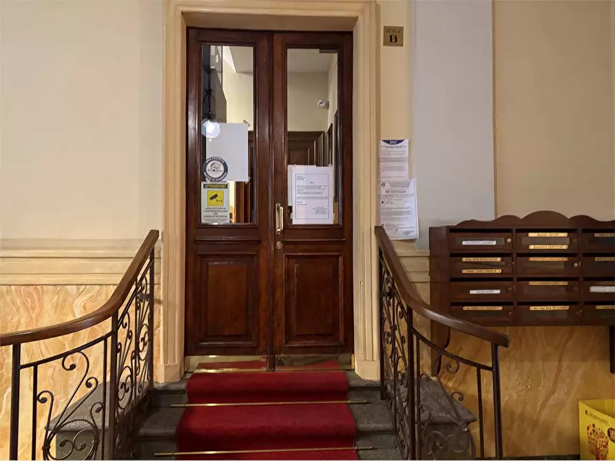 Immagine 8 di Appartamento in vendita  in via Beaumont 19 a Torino