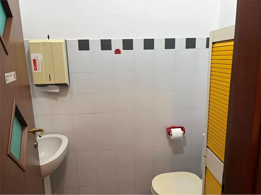 Immagine 26 di Appartamento in vendita  in via Beaumont 19 a Torino