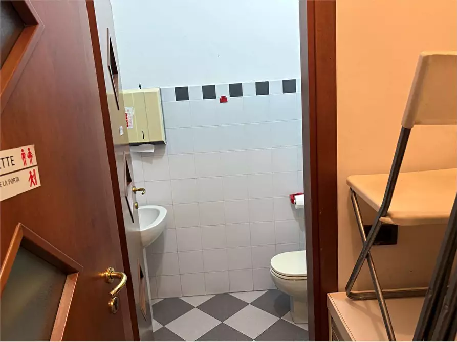 Immagine 27 di Appartamento in vendita  in via Beaumont 19 a Torino