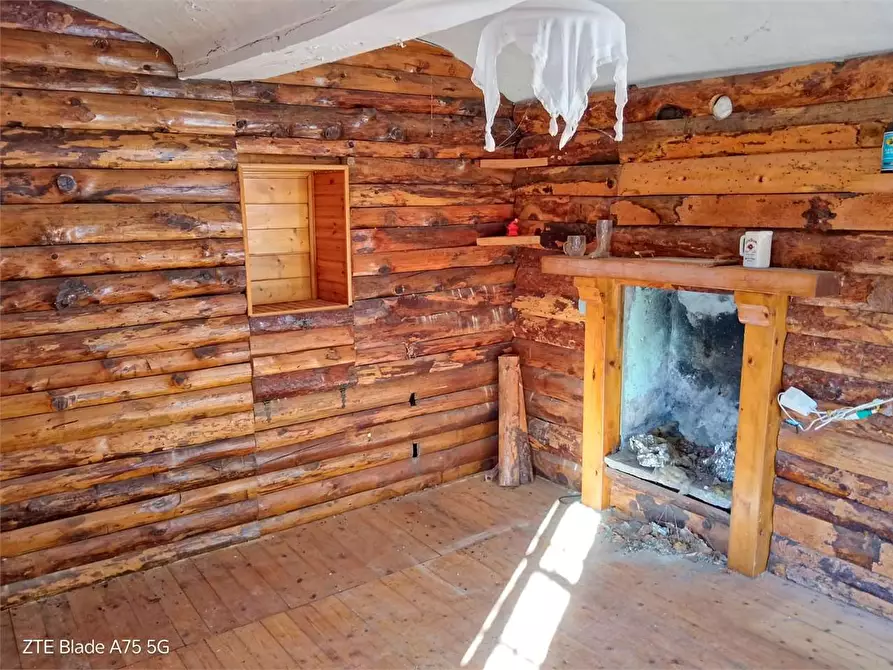 Immagine 31 di Baita in vendita  in Borgata Folatone a Vaie