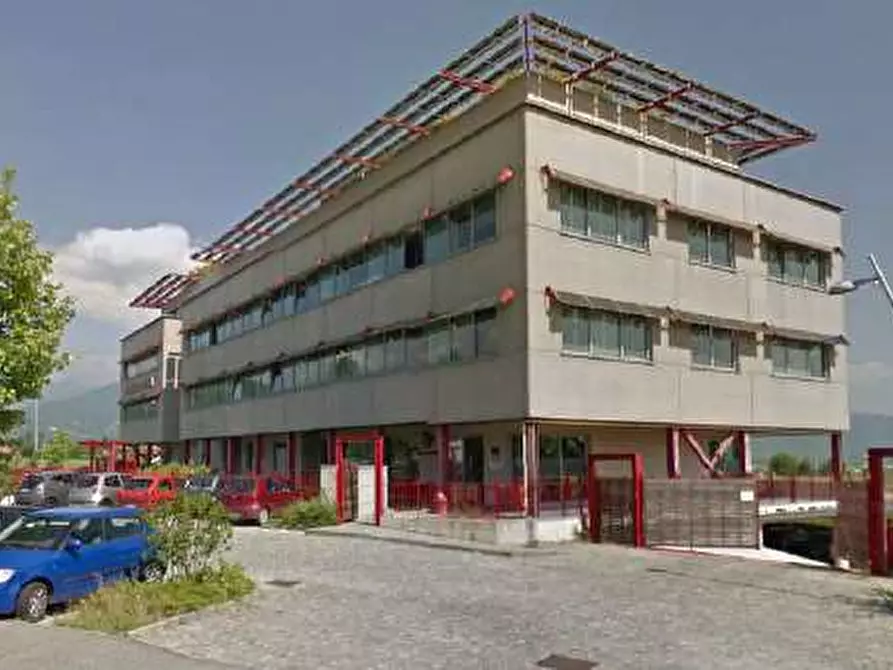 Immagine 2 di Laboratorio in affitto  in Dei Gibuti a Pinerolo