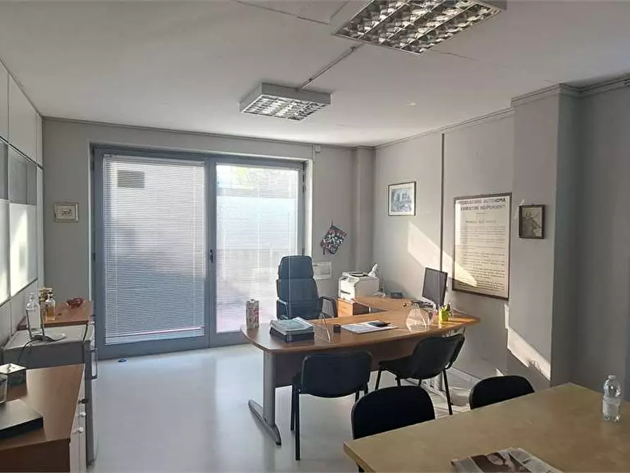 Immagine 9 di Laboratorio in affitto  in Dei Gibuti a Pinerolo