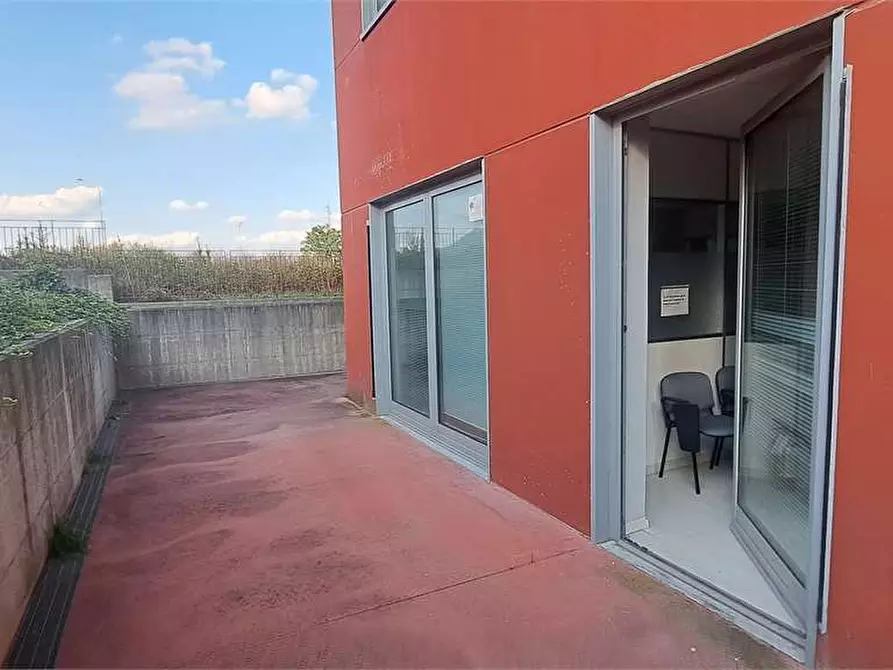 Immagine 5 di Laboratorio in affitto  in Dei Gibuti a Pinerolo