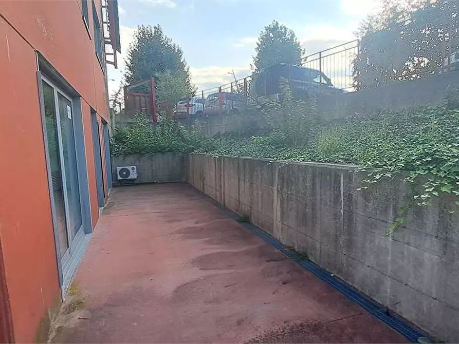 Immagine 6 di Laboratorio in affitto  in Dei Gibuti a Pinerolo