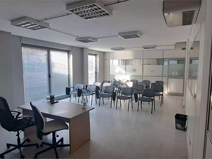 Immagine 20 di Laboratorio in affitto  in Dei Gibuti a Pinerolo