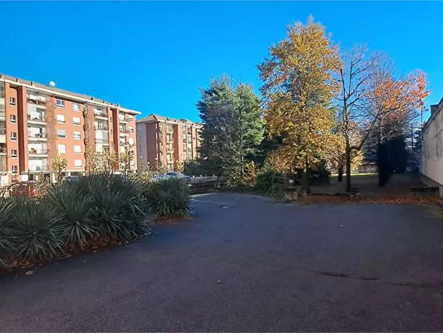 Immagine 2 di Garage in vendita  in Viale Kennedy 8 a Pinerolo