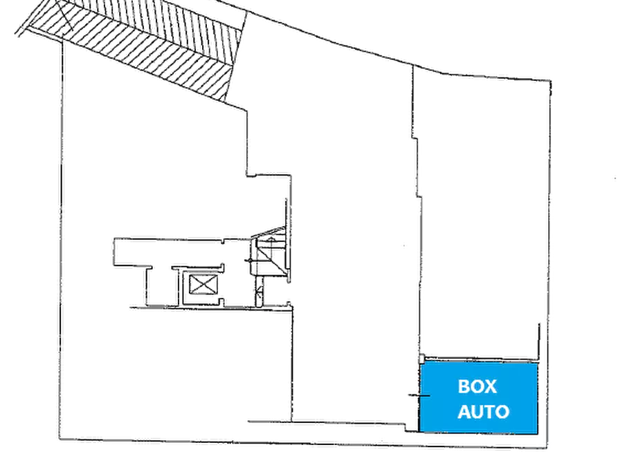 Immagine 6 di Garage in vendita  in via Vigone 61 a Pinerolo