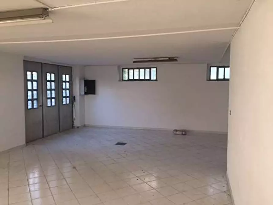 Immagine 38 di Villa in affitto  in STRADA COSTA 53 a Cumiana