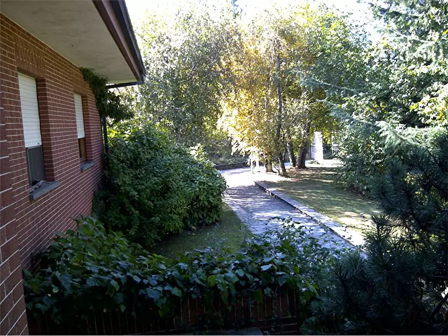 Immagine 6 di Villa in affitto  in STRADA COSTA 53 a Cumiana