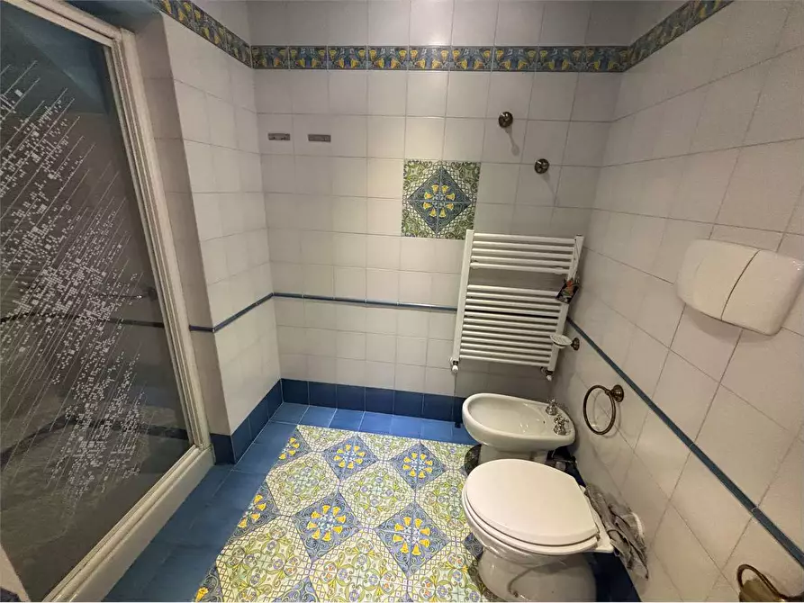 Immagine 15 di Villa in vendita  in via Cottolengo 10 a Cavour