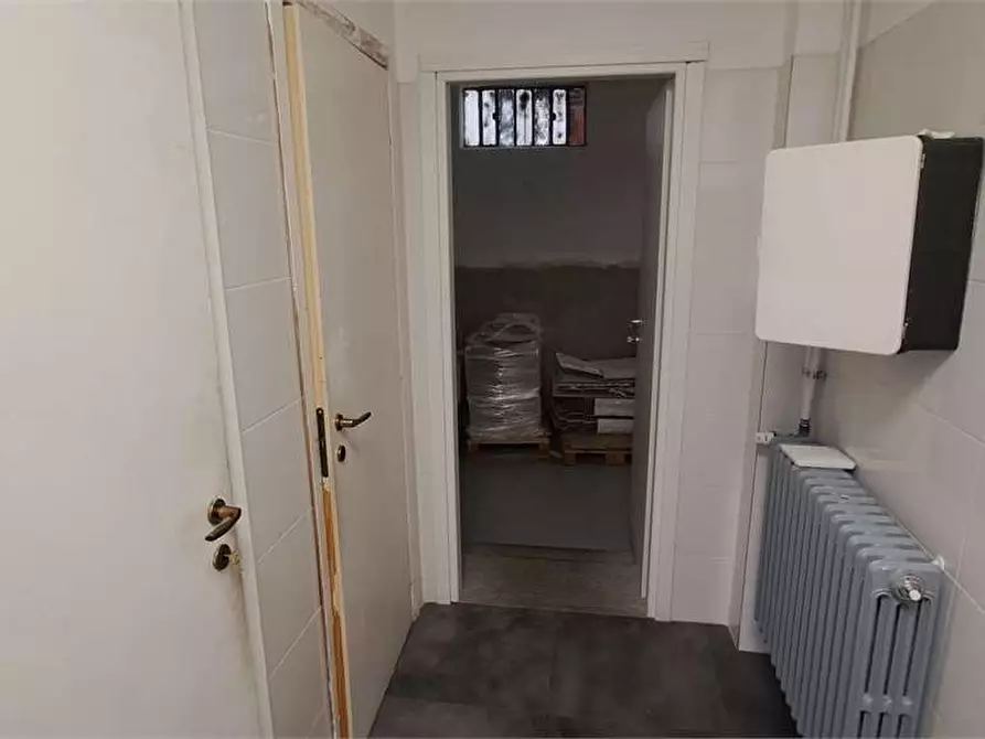 Immagine 13 di Laboratorio in vendita  in corso Moncalieri 464 a Torino