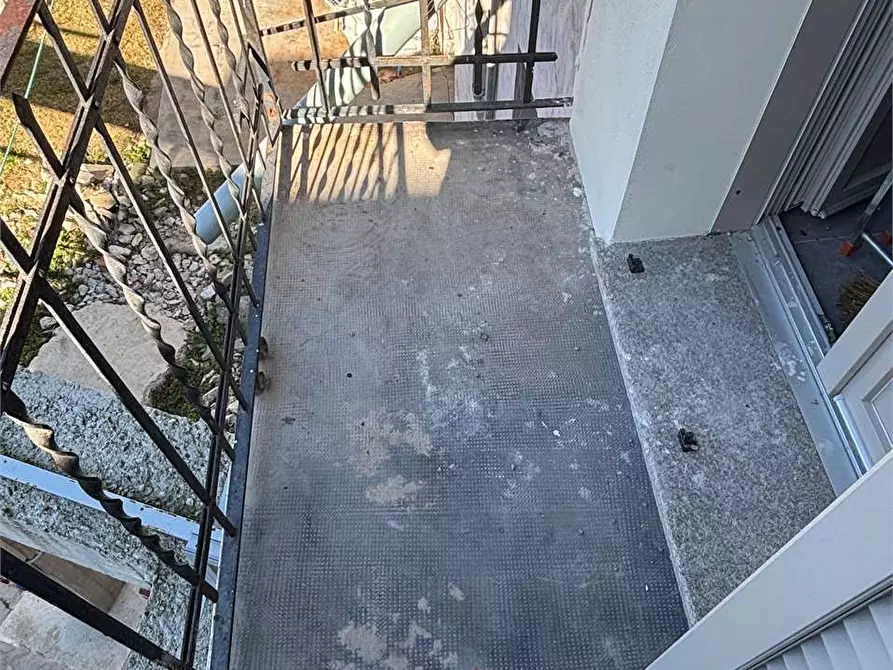 Immagine 12 di Appartamento in affitto  in piazza Frairia 6 a Pinerolo