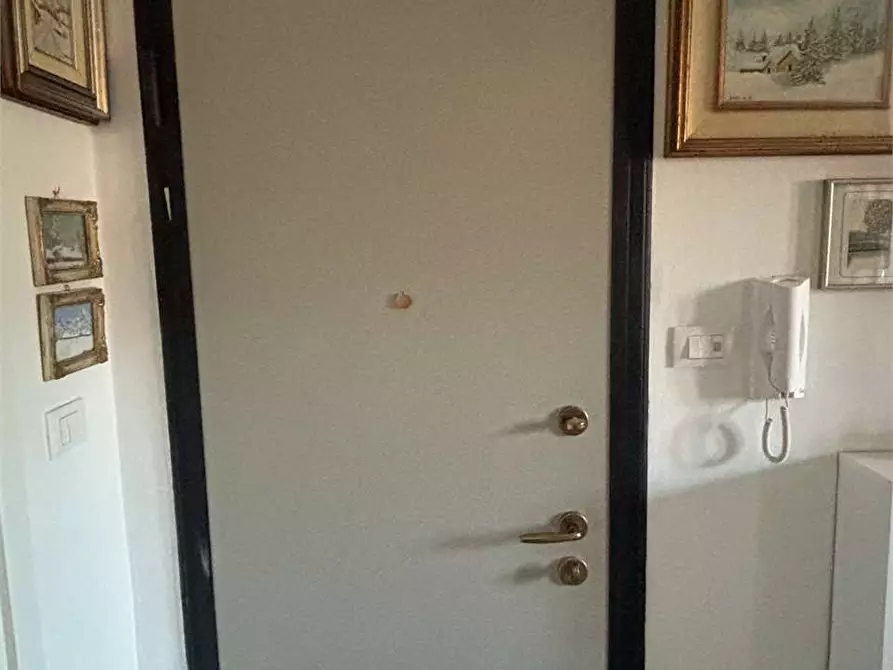 Immagine 15 di Appartamento in affitto  in piazza Frairia 6 a Pinerolo