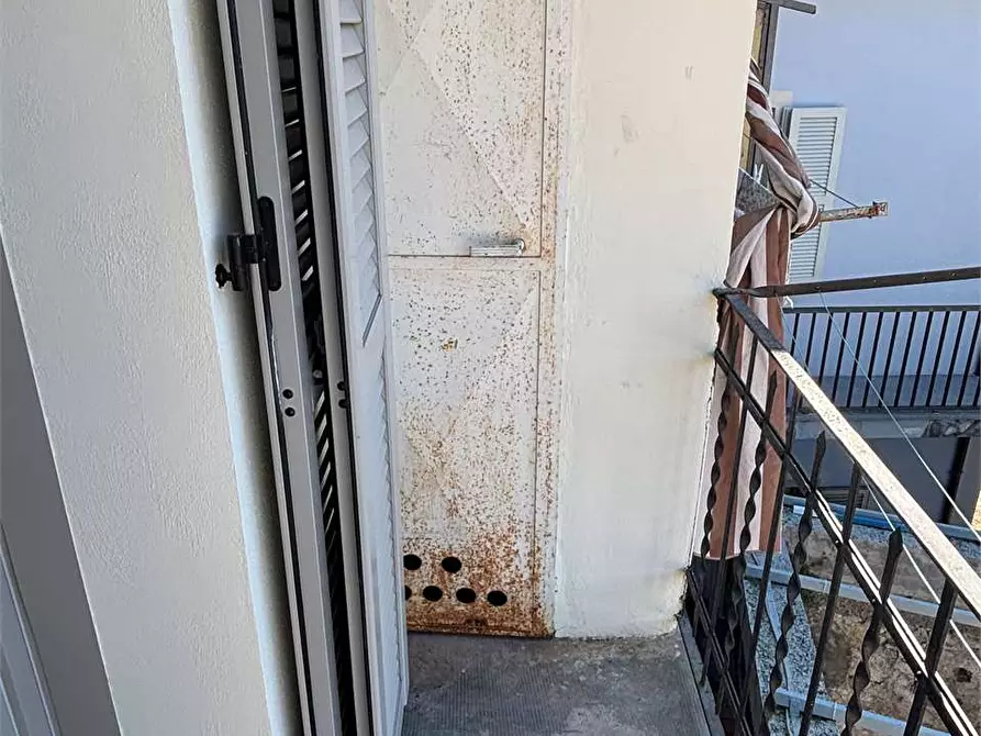 Immagine 19 di Appartamento in affitto  in piazza Frairia 6 a Pinerolo