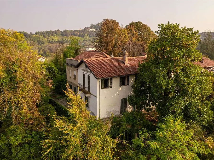 Immagine 8 di Villa in vendita  in strada Bardassano 61 a Castiglione Torinese