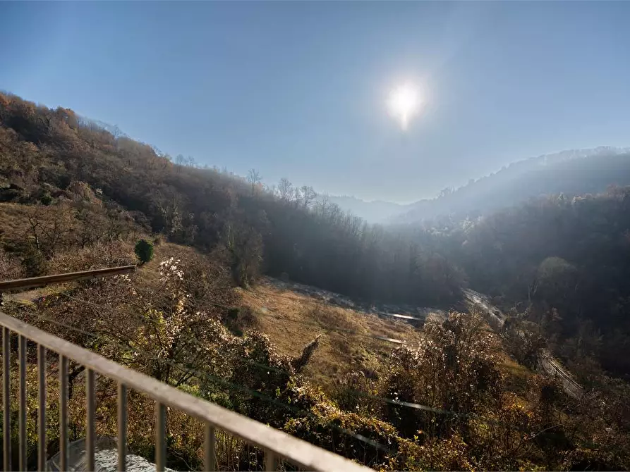 Immagine 16 di Villa in vendita  in strada Bardassano 61 a Castiglione Torinese