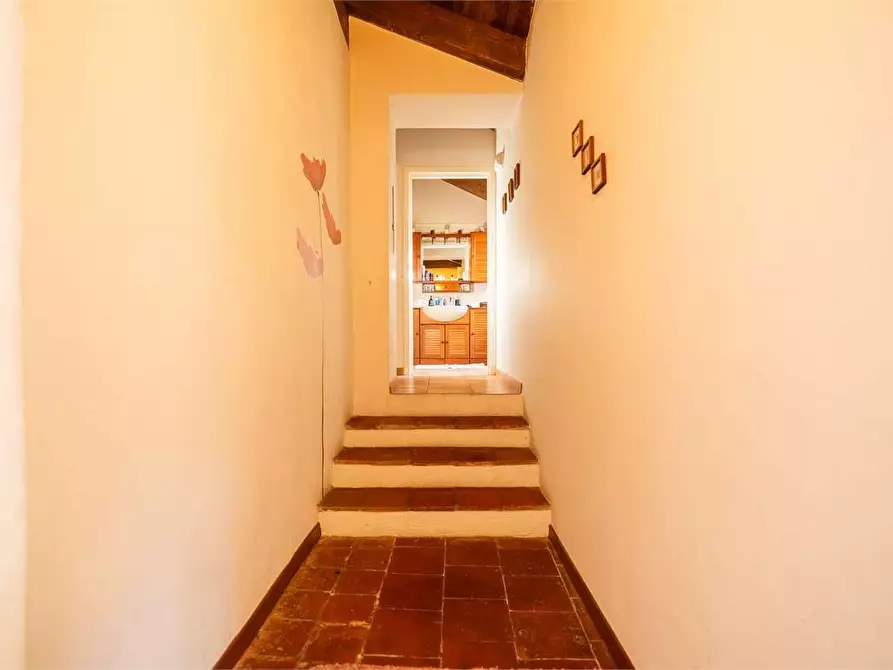 Immagine 19 di Villa in vendita  in strada Bardassano 61 a Castiglione Torinese