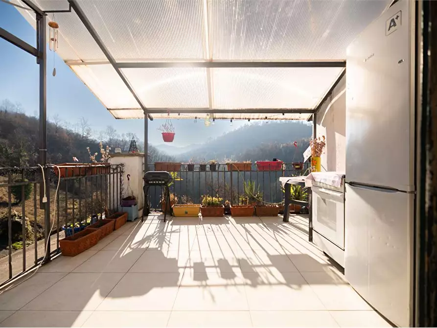 Immagine 33 di Villa in vendita  in strada Bardassano 61 a Castiglione Torinese