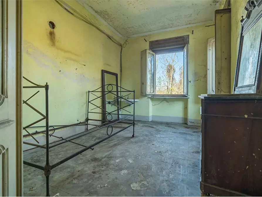 Immagine 35 di Villa in vendita  in strada Bardassano 61 a Castiglione Torinese