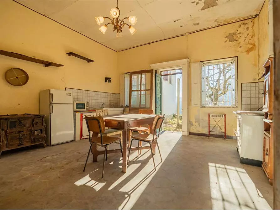 Immagine 41 di Villa in vendita  in strada Bardassano 61 a Castiglione Torinese