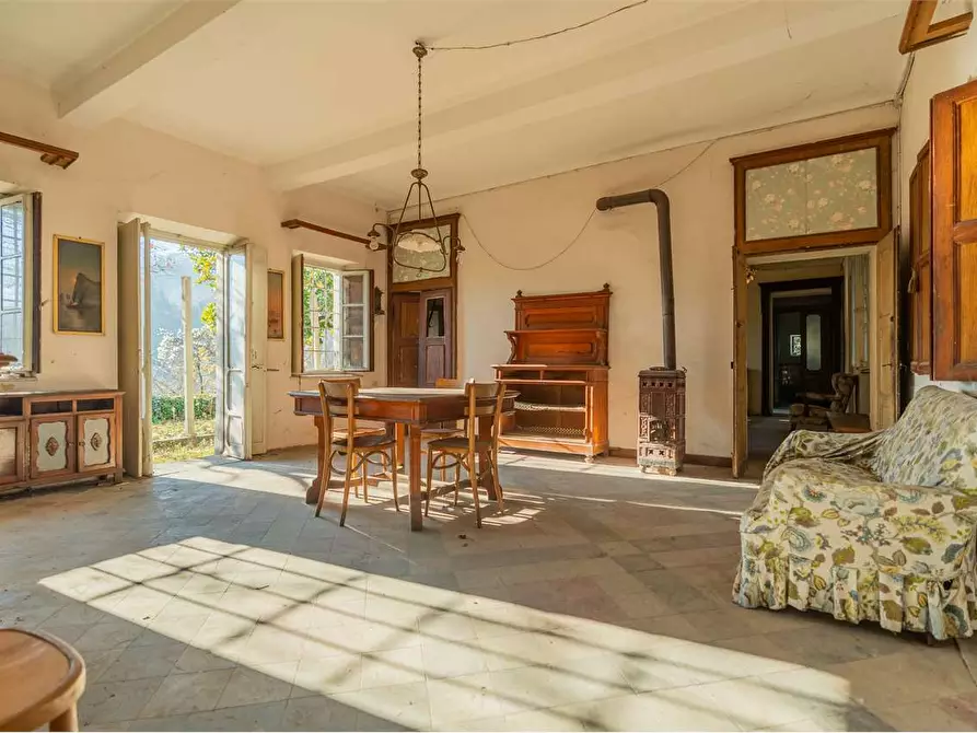 Immagine 46 di Villa in vendita  in strada Bardassano 61 a Castiglione Torinese