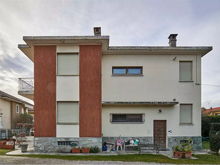 Immagine 1 di Villa in vendita  in via Monviso 20 a Pinerolo