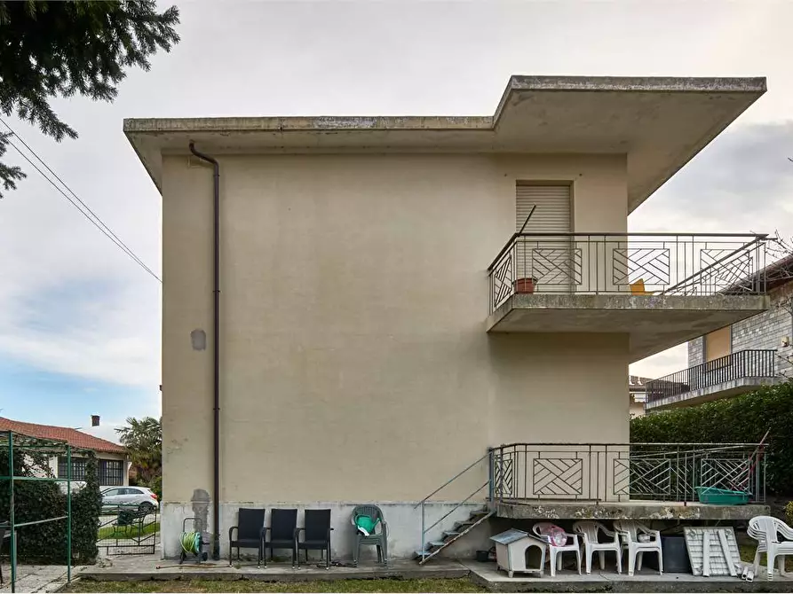 Immagine 6 di Villa in vendita  in via Monviso 20 a Pinerolo