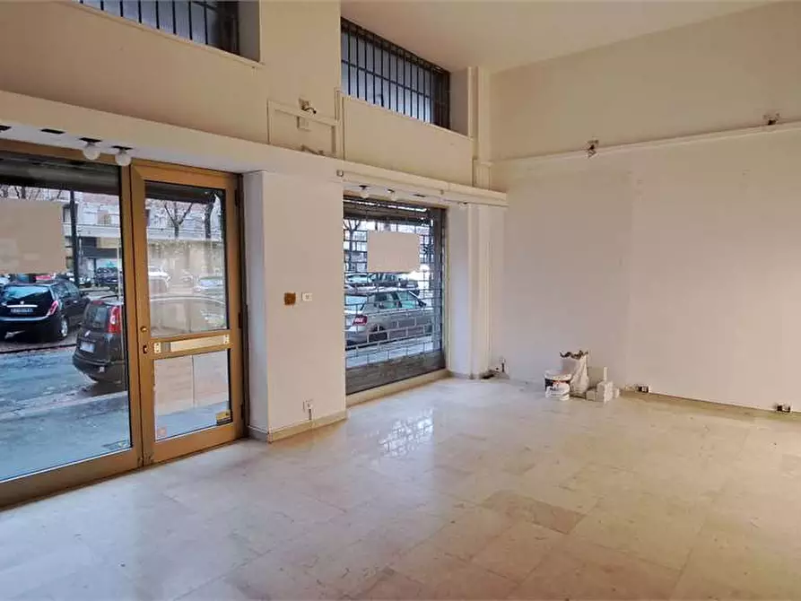 Immagine 5 di Negozio in affitto  in Corso Siracusa  109 a Torino