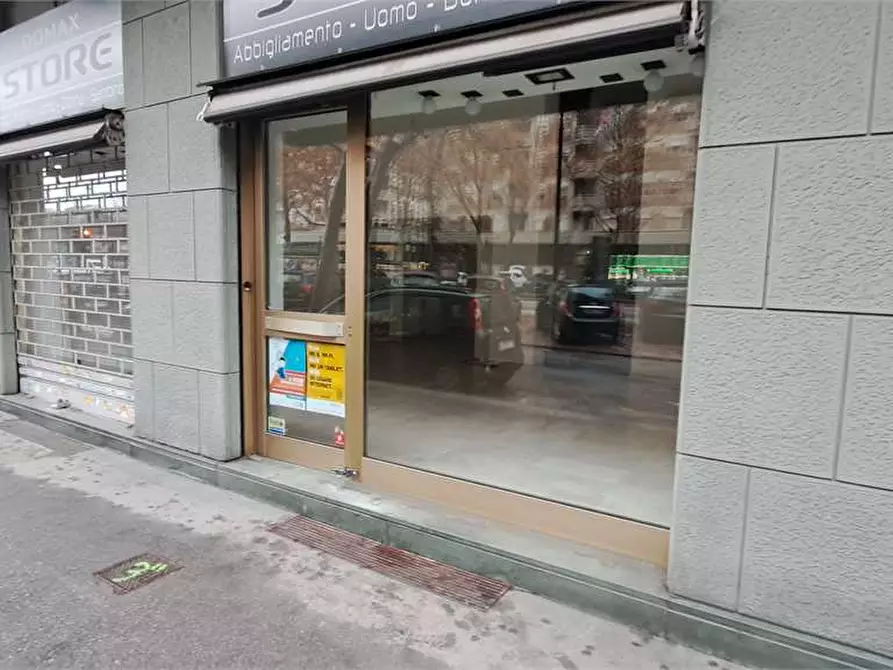 Immagine 17 di Negozio in affitto  in Corso Siracusa  109 a Torino
