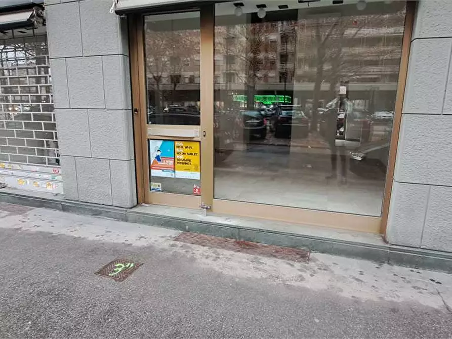 Immagine 18 di Negozio in affitto  in Corso Siracusa  109 a Torino