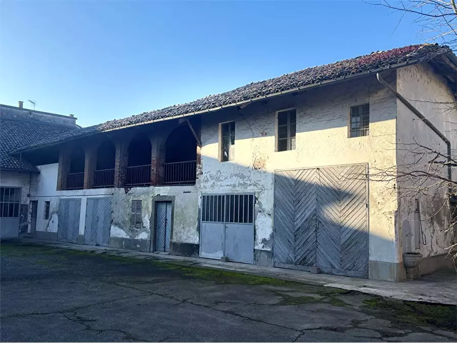 Immagine 26 di Stabile in vendita  in via Villafranca 23 a Vigone