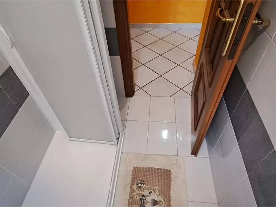 Immagine 14 di Appartamento in vendita  in via Gatto 8 a Pinerolo