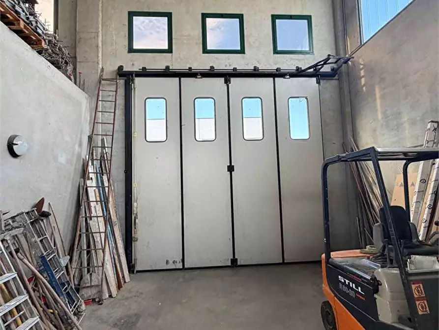 Immagine 6 di Capannone industriale in vendita  in regione Conti a Garzigliana