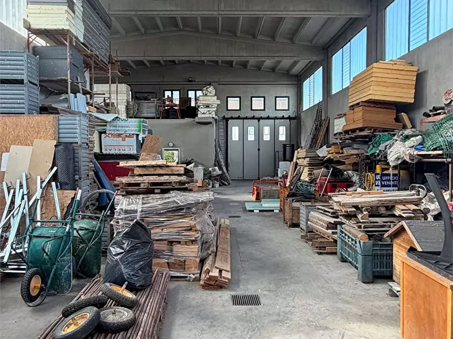 Immagine 8 di Capannone industriale in vendita  in regione Conti a Garzigliana