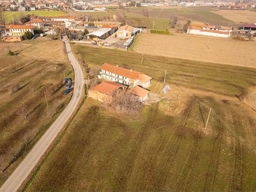 Immagine 2 di Villa in vendita  in strada Camborgetti Ballada 57 a Bricherasio