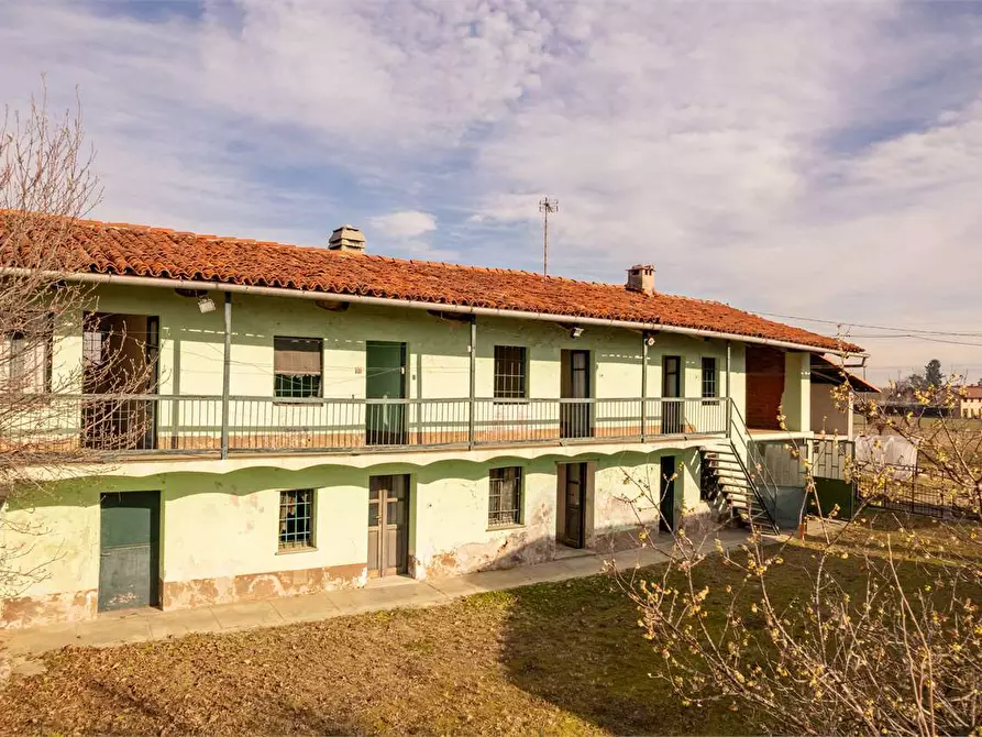 Immagine 4 di Villa in vendita  in strada Camborgetti Ballada 57 a Bricherasio