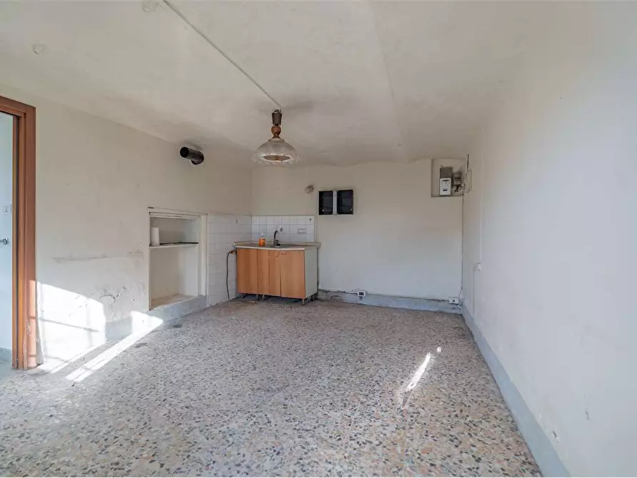 Immagine 10 di Villa in vendita  in strada Camborgetti Ballada 57 a Bricherasio