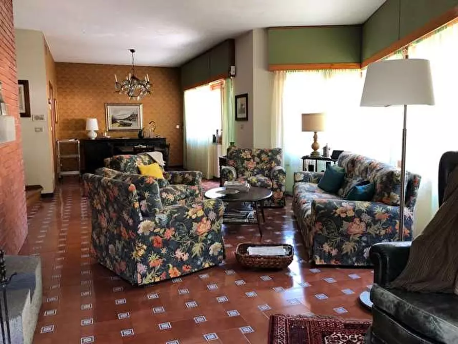Immagine 9 di Villa in vendita  in Borgo Colonnello Pettinati 2 a Perrero
