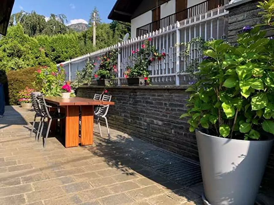 Immagine 7 di Villa in vendita  in Borgo Colonnello Pettinati 2 a Perrero