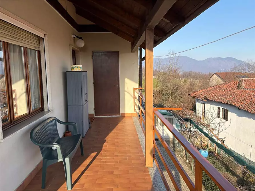 Immagine 18 di Casa bifamiliare in vendita  in via Ai Monti 2 a Cumiana