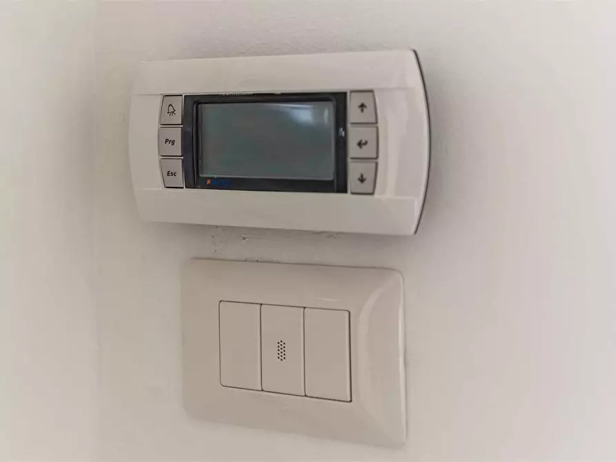 Immagine 26 di Quadrilocale in vendita  in via Nazionale 53 a Pinerolo