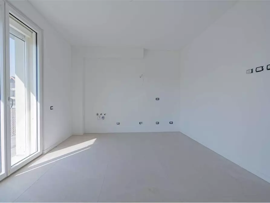 Immagine 6 di Appartamento in vendita  in via Nazionale 53 a Pinerolo